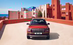 HYUNDAI VENUE