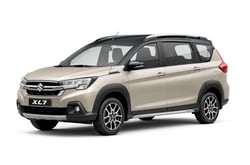 SUZUKI XL7